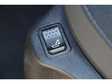 Image véhicule  Jeep RENEGADE (20)