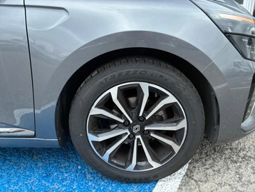 Image véhicule  Renault CLIO (9)