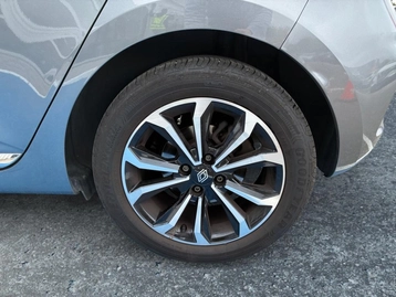 Image véhicule  Renault CLIO (7)