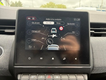 Image véhicule  Renault CLIO (30)