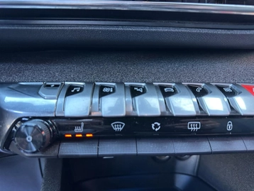 Image véhicule  Peugeot 3008 (30)