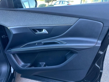 Image véhicule  Peugeot 3008 (17)