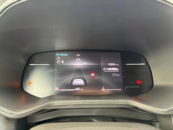 Image véhicule  Renault CLIO (24)