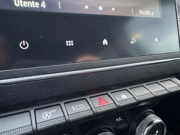 Image véhicule  Renault ARKANA (42)