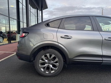 Image véhicule  Renault ARKANA (12)