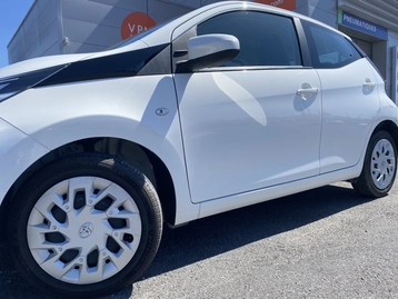 Image véhicule  Toyota AYGO (1)