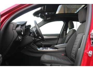 Image véhicule  Alfa Romeo STELVIO (13)