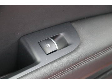 Image véhicule  Alfa Romeo STELVIO (42)