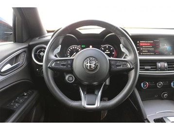 Image véhicule  Alfa Romeo STELVIO (19)