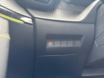 Image véhicule  Peugeot 2008 (21)