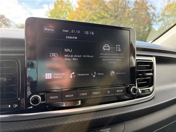 Image véhicule  Kia RIO (11)