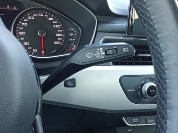 Image véhicule  Audi A4 AVANT (38)