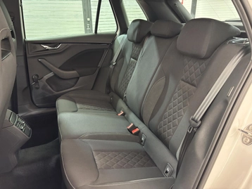 Image véhicule  Skoda KAMIQ (18)