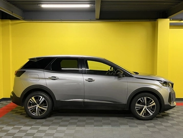 Image véhicule  Peugeot 3008 (24) Image véhicule  Peugeot 3008 (24)