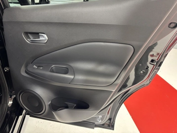 Image véhicule Nissan JUKE (27) Image véhicule Nissan JUKE (27)