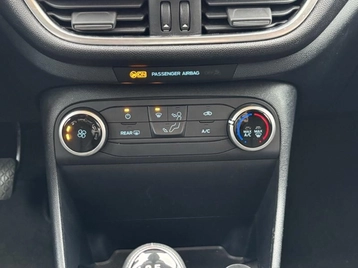 Image véhicule  Ford FIESTA (17)