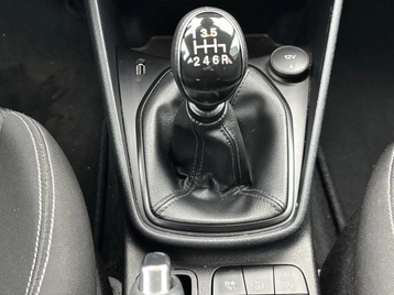 Image véhicule  Ford FIESTA (18)