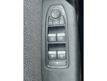 Image véhicule  Renault CAPTUR (19)