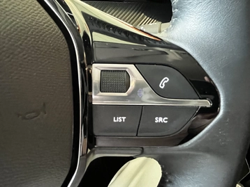 Image véhicule  Peugeot 208 (17)