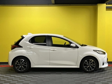 Image véhicule Toyota YARIS (7) Image véhicule Toyota YARIS (7)