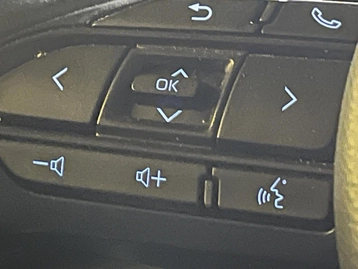 Image véhicule Toyota YARIS (17) Image véhicule Toyota YARIS (17)