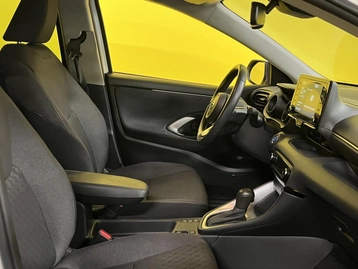 Image véhicule Toyota YARIS (9) Image véhicule Toyota YARIS (9)