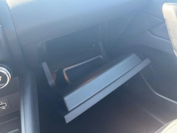 Image véhicule  Renault CAPTUR (29)