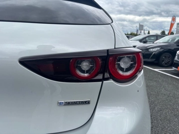 Image véhicule  Mazda MAZDA 3 (15)