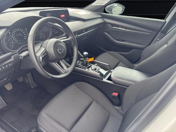 Image véhicule  Mazda MAZDA 3 (16)