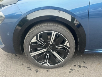 Image véhicule  Lancia YPSILON (10)