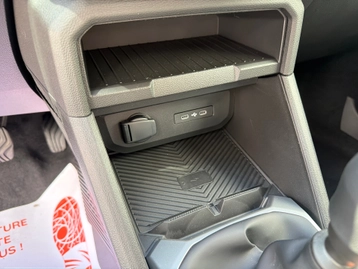 Image véhicule  Dacia BIGSTER (16)