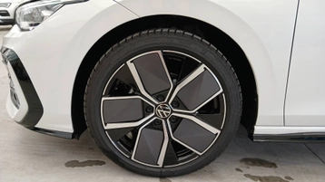 Image véhicule  Volkswagen GOLF (14)