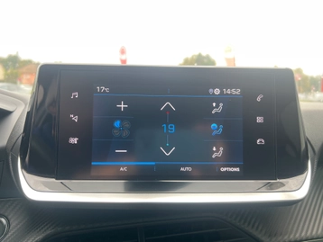Image véhicule  Peugeot 208 (13)