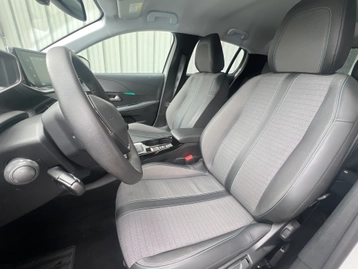 Image véhicule  Peugeot 208 (8)