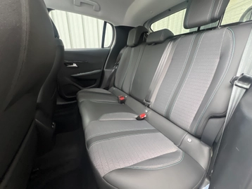 Image véhicule  Peugeot 208 (9)