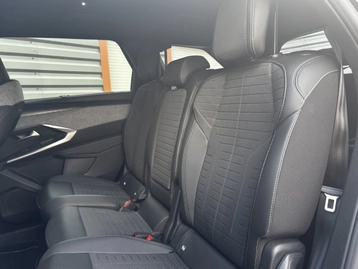 Image véhicule  Peugeot 5008 (3) (5)