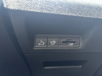 Image véhicule  Peugeot 5008 (3) (25)