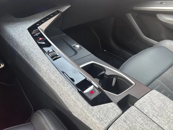 Image véhicule  Peugeot 5008 (3) (23)