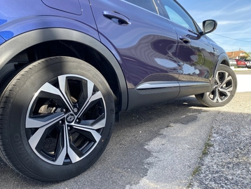 Image véhicule  Renault ARKANA (3)