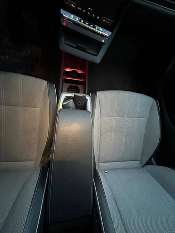 Image véhicule  Renault MEGANE (15)