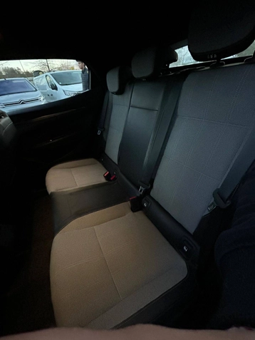 Image véhicule  Renault MEGANE (11)