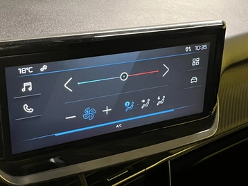 Image véhicule  Peugeot 208 (8)