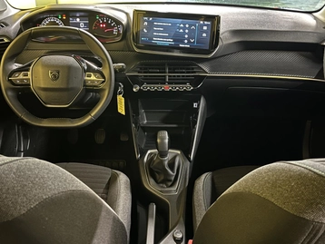 Image véhicule  Peugeot 208 (26)