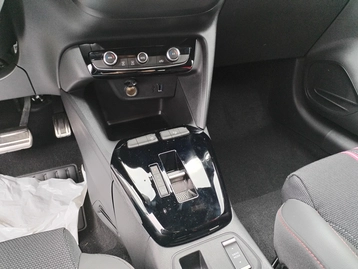 Image véhicule  Opel CORSA (10)