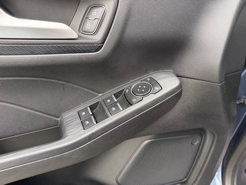 Image véhicule  Ford KUGA (25)
