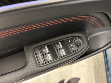 Image véhicule  Renault ARKANA (8)