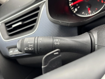 Image véhicule  Renault ARKANA (9)