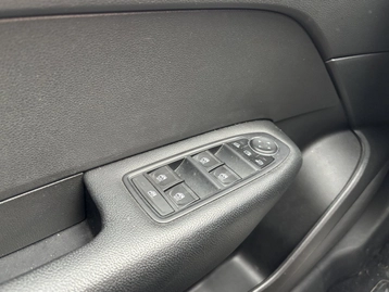 Image véhicule  Renault ARKANA (24)