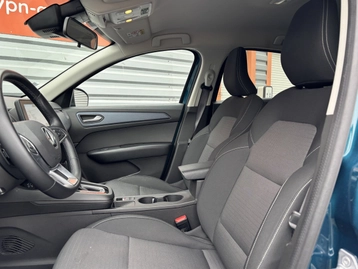 Image véhicule  Renault ARKANA (3)