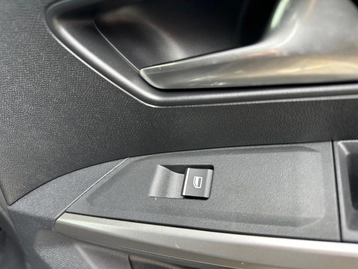 Image véhicule  Peugeot 3008 (17)